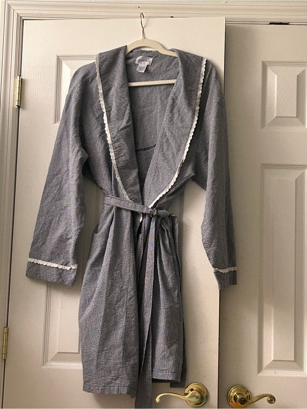 Lanz of Salzburg Gingham Robe Navy Blue White L/XL Eyelet Lace Trim Housecoat